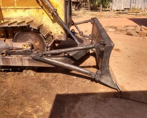 Trator de Esteiras Komatsu  D50 93/93 - Imagem 8