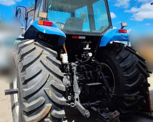 Trator New Holland T7040 13/13 - Imagem 8