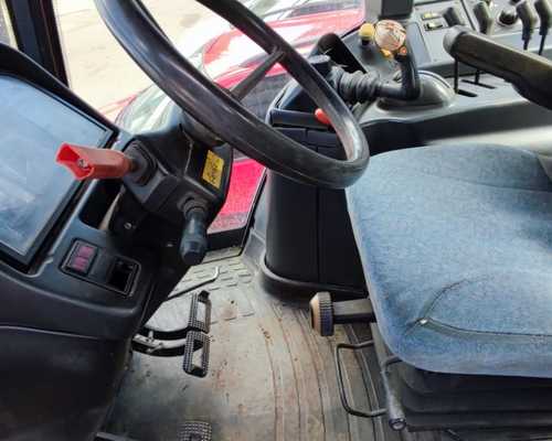 Trator New Holland T7040 13/13 - Imagem 15