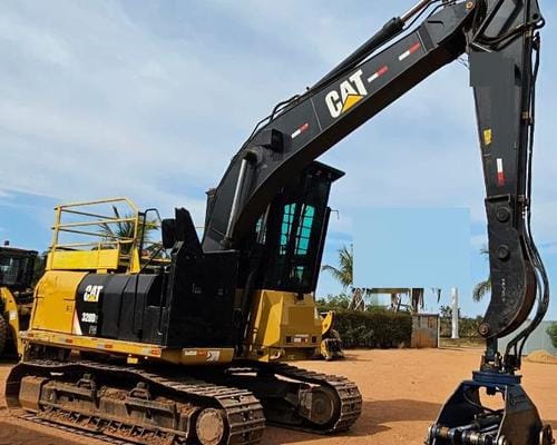 Escavadeira Caterpillar 320D2 17/17 - Imagem 2