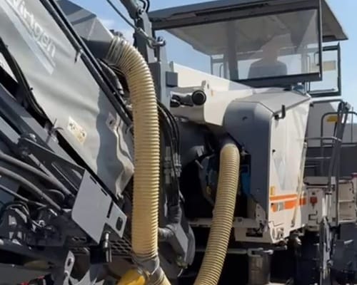 Fresadora de Asfalto Wirtgen W 200 I 14/14 - Imagem 4