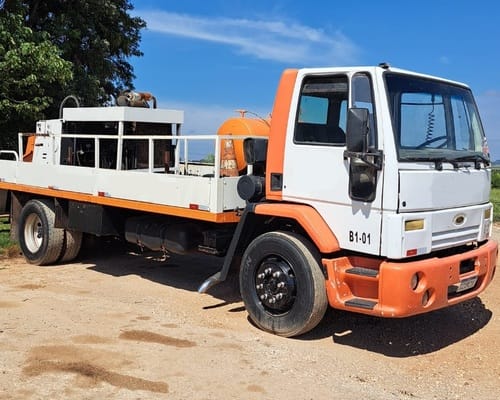 Caminhão Ford Bomba Lança de Concreto 37M Cargo1317 03/03 - Imagem 1