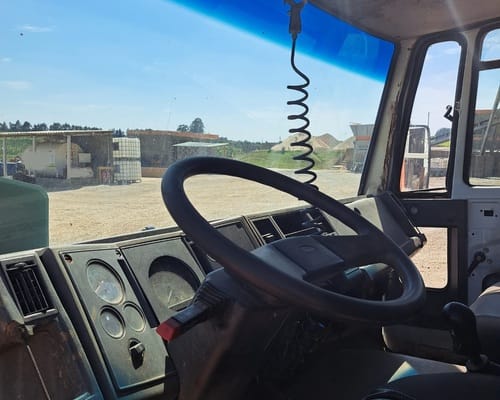 Caminhão Ford Bomba Lança de Concreto 37M Cargo1317 03/03 - Imagem 6