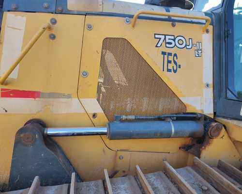 Trator de Esteiras John Deere 750J 18/19 - Imagem 7