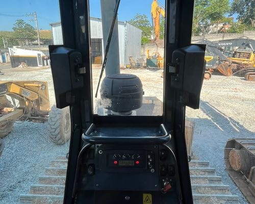 Trator de Esteiras John Deere 750J 18/19 - Imagem 15