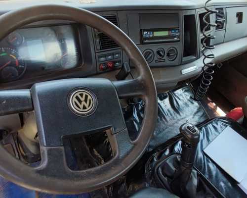 Caminhão Volkswagen Pipa VW 31330 13/13 - Imagem 6