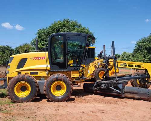 Motoniveladora New Holland RG 170B 12/12 - Imagem 6