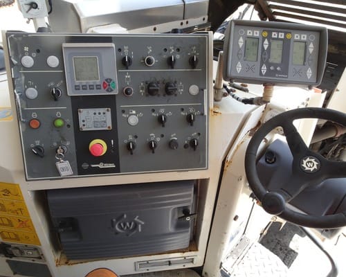 Fresadora de Asfalto Wirtgen W100F 13/13 - Imagem 6