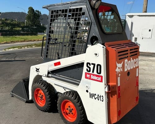 Mini Carregadeira Bobcat S70 17/17 - Imagem 4