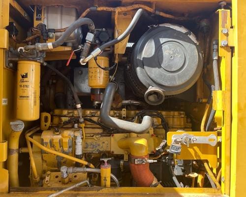 Motoniveladora Caterpillar 120K 10/10 - Imagem 2