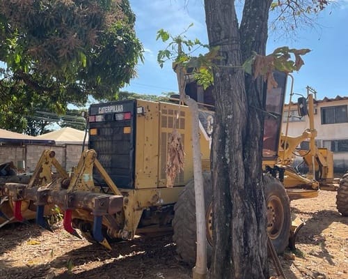 Motoniveladora Caterpillar 120K 10/10 - Imagem 6