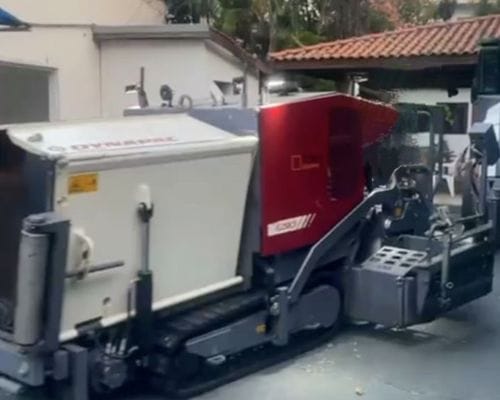 Vibroacabadora Dynapac F1250CS 23/23 - Imagem 2