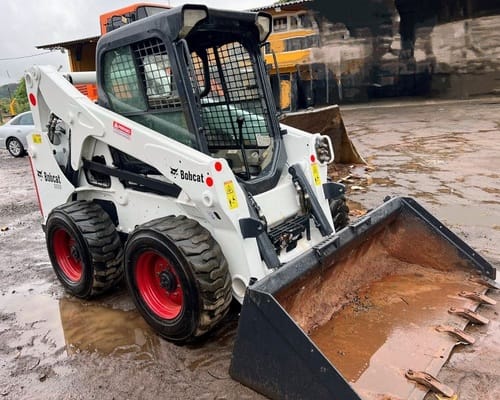 Mini Carregadeira Bobcat S650 14/14 - Imagem 2
