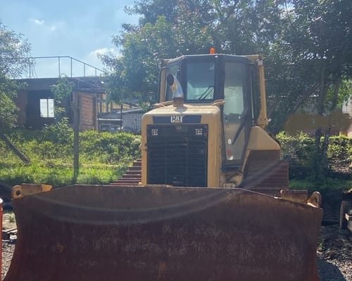 Trator de Esteiras Caterpillar D6NXL 14/14 - Imagem 2
