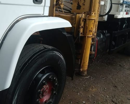 Caminhão Mercedes Benz Munck MB1718 10/10 - Imagem 4