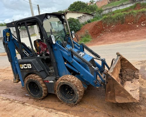 Mini Retroescavadeira JCB 1CX 11/11 - Imagem 3