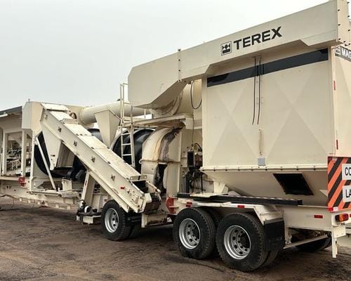 Usina de Asfalto Terex Magnun 80 08/08 - Imagem 3