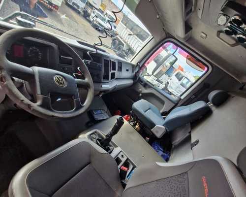 Caminhão Volkswagen Plataforma 24 250 12/12 - Imagem 12