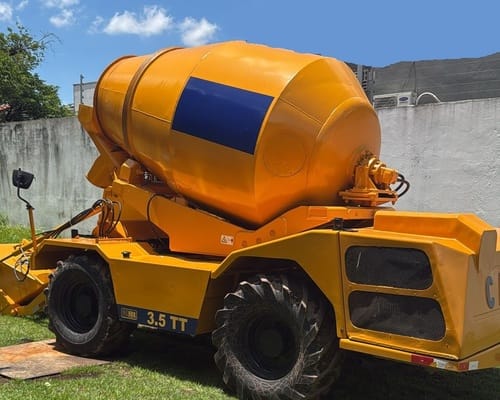 Auto Betoneira Carmix 3.5TT 13/13 - Imagem 1