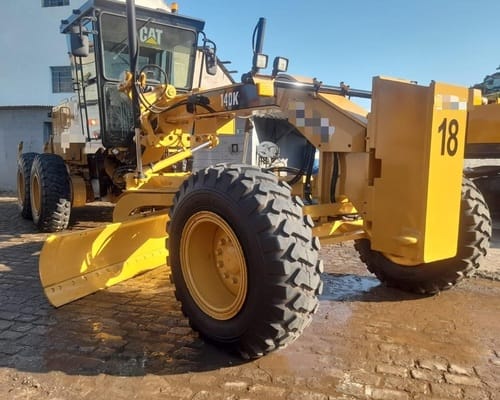 Motoniveladora Caterpillar 140K 19/19 - Imagem 1