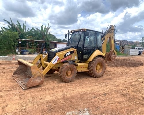 Retroescavadeira Caterpillar 416E 13/13 - Imagem 11