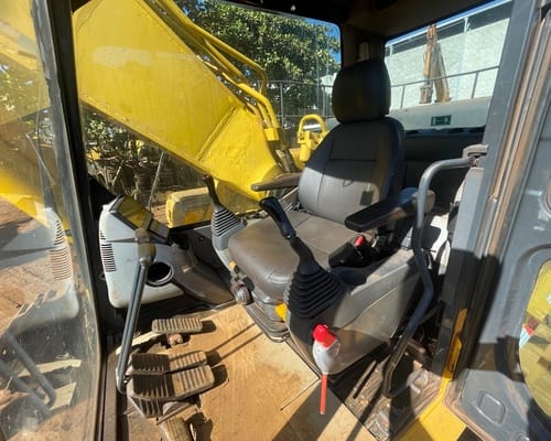 Escavadeira Komatsu PC350 20/17 - Imagem 5