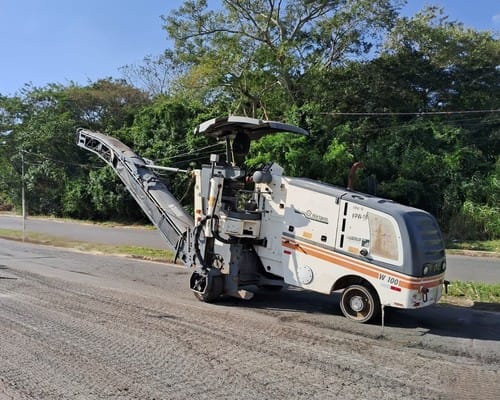 Fresadora de Asfalto Wirtgen W100 11/11 - Imagem 6