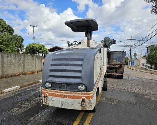 Fresadora de Asfalto Wirtgen W100 11/11 - Imagem 4