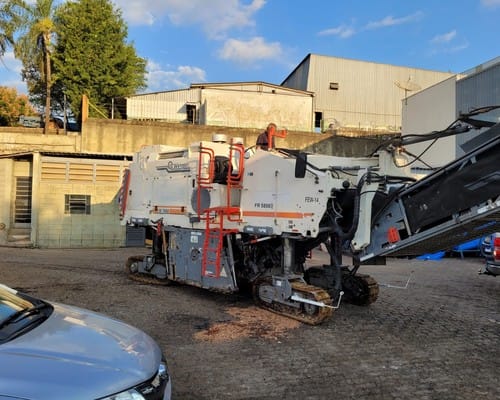 Fresadora de Asfalto Wirtgen W1900 07/07 - Imagem 5