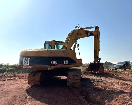 Escavadeira Caterpillar 320C 07/07 - Imagem 1