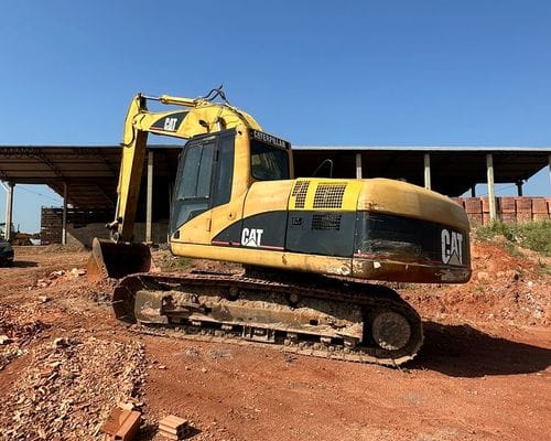 Escavadeira Caterpillar 320C 07/07 - Imagem 4