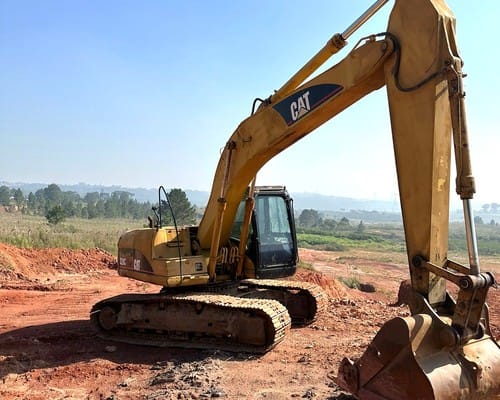 Escavadeira Caterpillar 320C 07/07 - Imagem 5