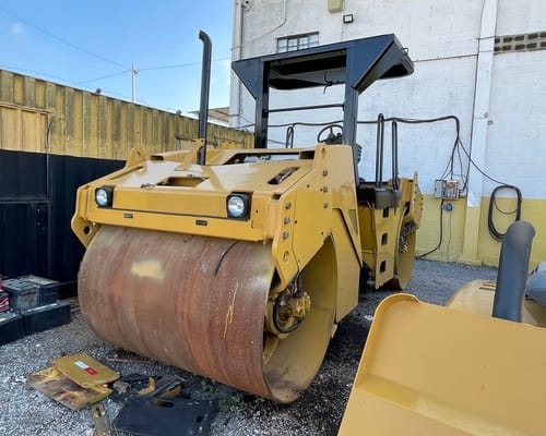 Rolo compactador Caterpillar CB534D 11/11 - Imagem 3