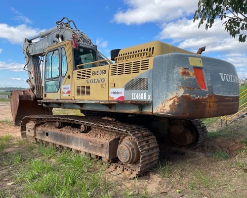 Escavadeira Volvo EC460 10/10 - Imagem 2