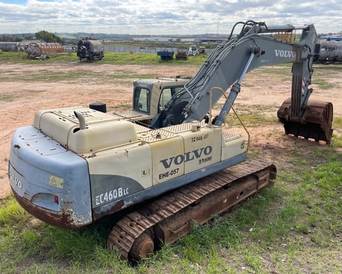 Escavadeira Volvo EC460 10/10 - Imagem 3