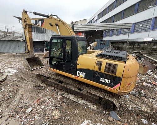 Escavadeira Caterpillar 320 DL 10/11 - Imagem 4