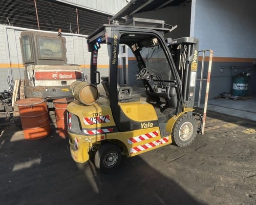 Empilhadeira Yale GLP 050VX 18/18 - Imagem 3