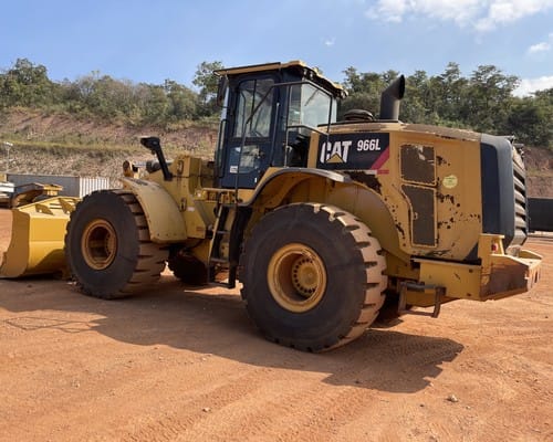Pá carregadeira  Caterpillar  966L 18/18 - Imagem 2