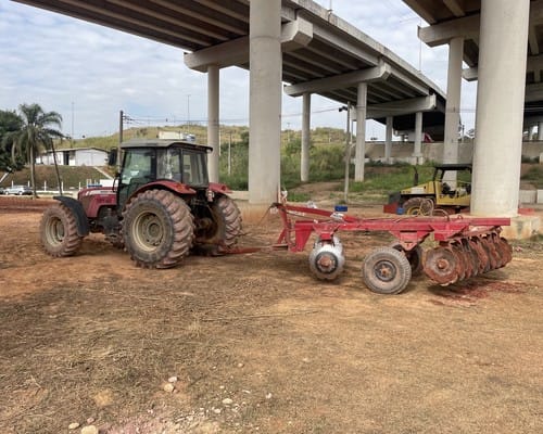 Trator Massey Ferguson MF 4297 14/14 - Imagem 2