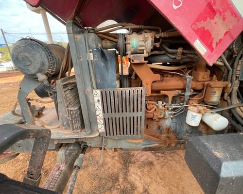 Trator Massey Ferguson MF 4297 14/14 - Imagem 10