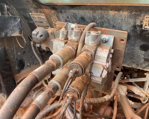 Trator Massey Ferguson MF 4297 14/14 - Imagem 12