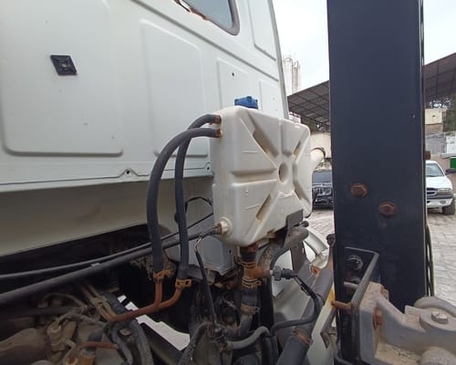 Caminhão Volkswagen VW 26260 10/10 - Imagem 11