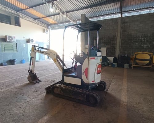 Mini Escavadeira Bobcat E20 19/19 - Imagem 2