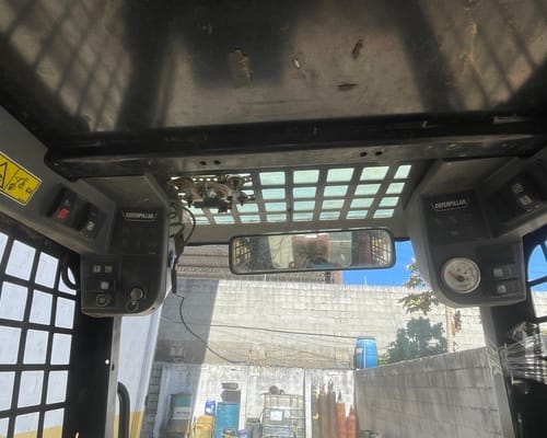 Mini Carregadeira Caterpillar Outros 11/11 - Imagem 6
