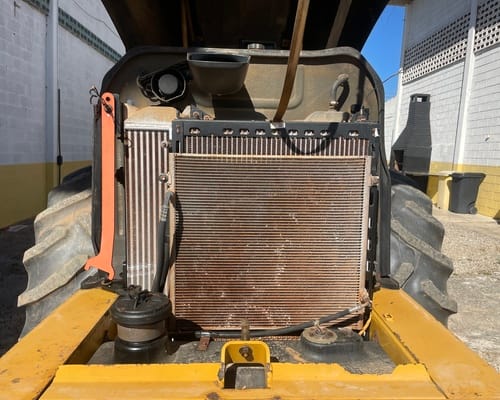 Rolo compactador Caterpillar CS54B 14/14 - Imagem 11
