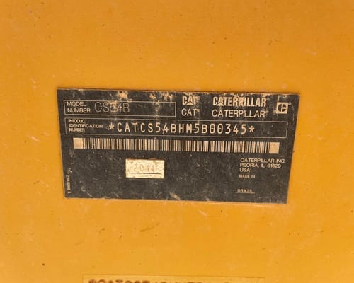 Rolo compactador Caterpillar CS54B 14/14 - Imagem 9