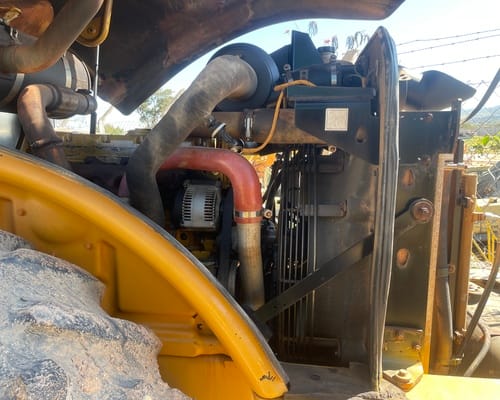 Rolo compactador Caterpillar CS54B 14/14 - Imagem 9