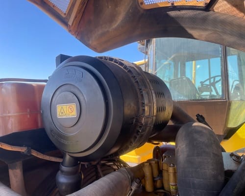 Rolo compactador Caterpillar CS54B 14/14 - Imagem 11