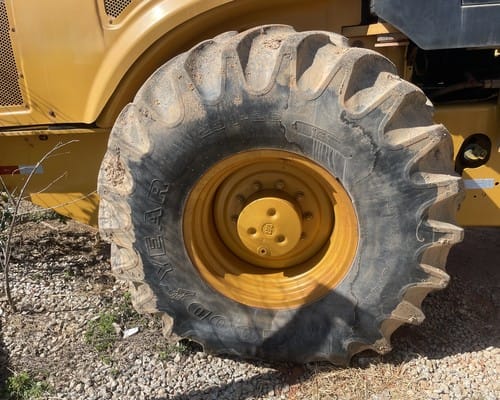Rolo compactador Caterpillar CS54B 14/14 - Imagem 20