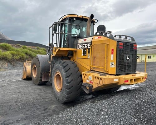 Pá carregadeira  John Deere 724K 17/17 - Imagem 2